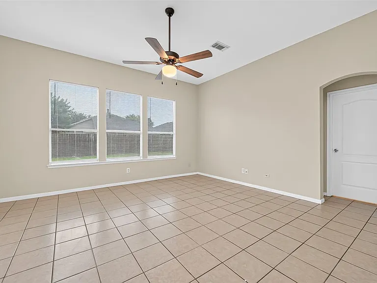 17230 Hollow Sands Ct — Photo 20