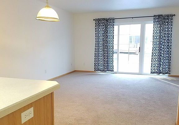 3rd image of 3955 Olympic Blvd APT 19