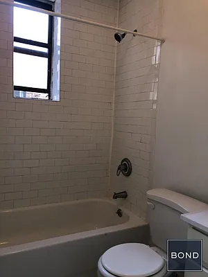 Rented by Bond New York | media 11