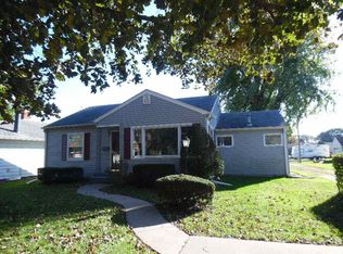 321 11th Ave N, Clinton, IA 52732