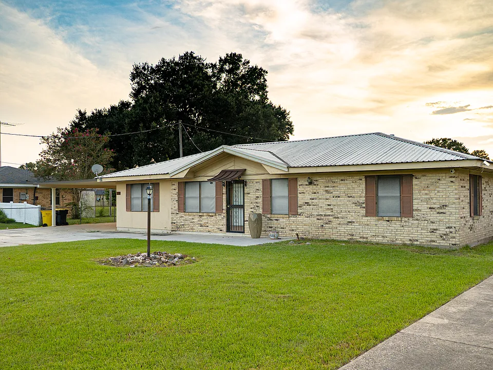 110 Tison Rd