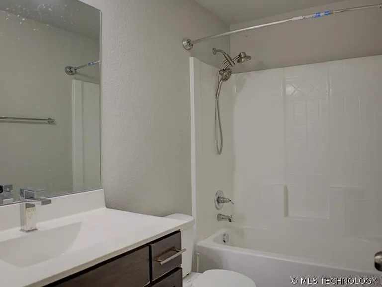 7012 S Elder Ave — Photo 23