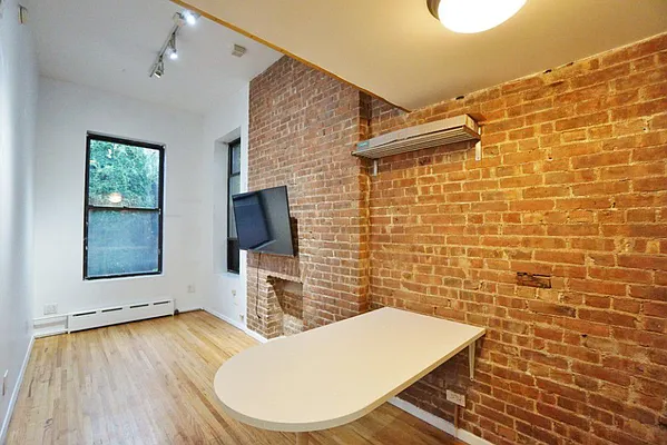 Rented by Best Apartments North Inc | media 42