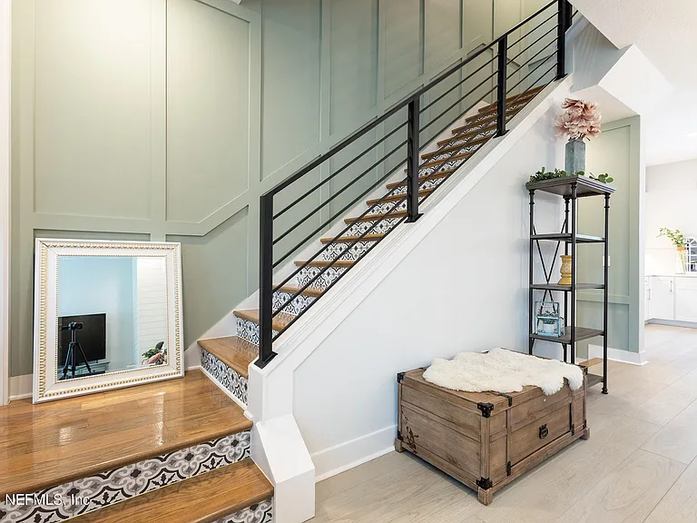 1624 Piazza Pl — Photo 20