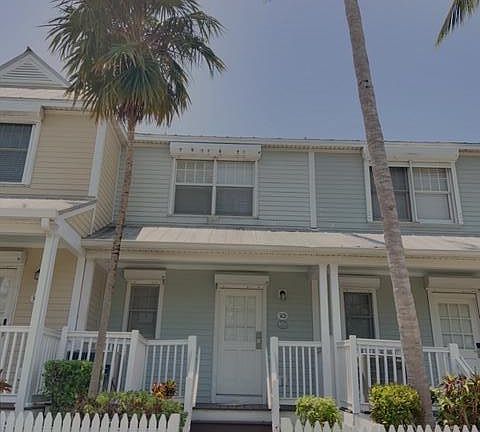 3rd image of 5020 Sunset Village Dr
