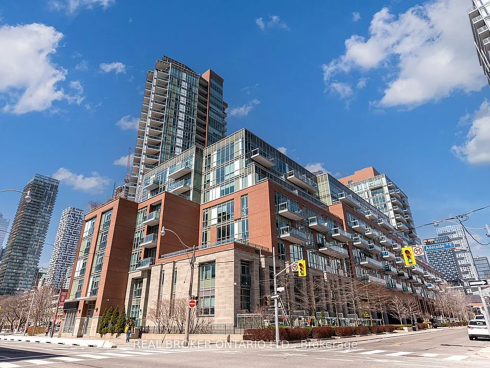 112 George St #1702