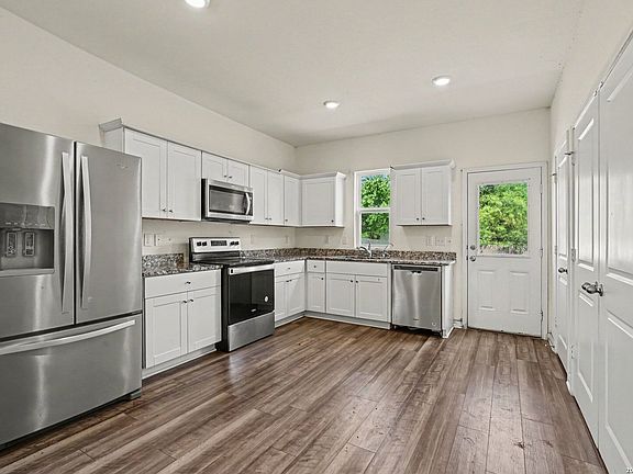2nd image of 5608 Pearl Meadow