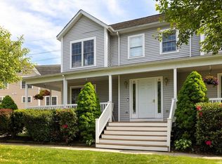46 Howland St #46, Needham, MA 02492