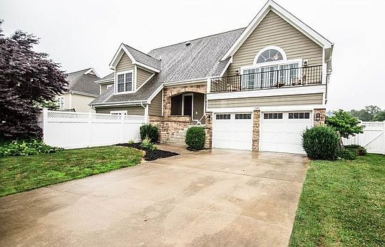 2nd image of 196 Macallister Way