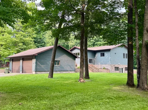 48470 197th Ave, McGregor, MN 55760