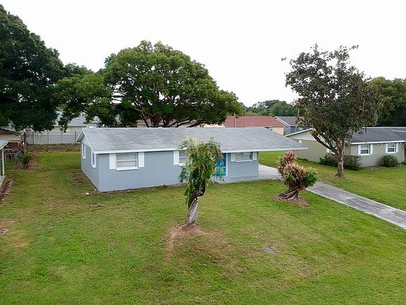 4th image of 5801 Driftwood Dr