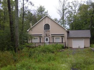 18 Spruce Run Crk, Dingmans Ferry, PA 18328