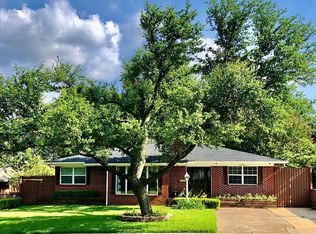 8819 Larchwood Dr, Dallas, TX 75238