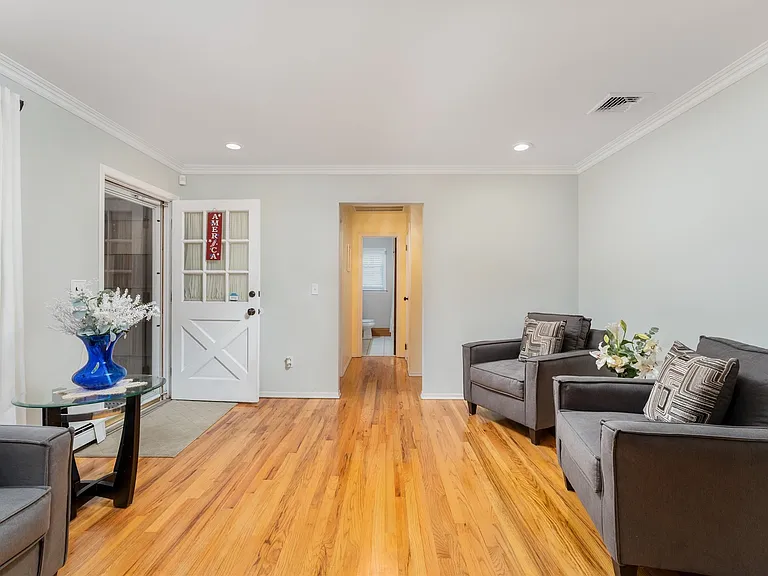 8 Wakeman Ct — Photo 7