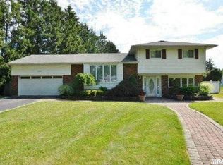 29 Caton St, East Northport, NY 11731