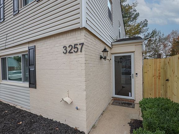 5th image of 3257 Yorkborough Way