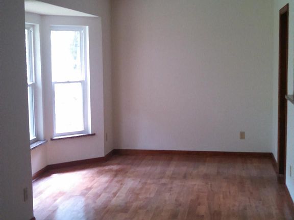 5th image of 1849 Bridgemont Trl