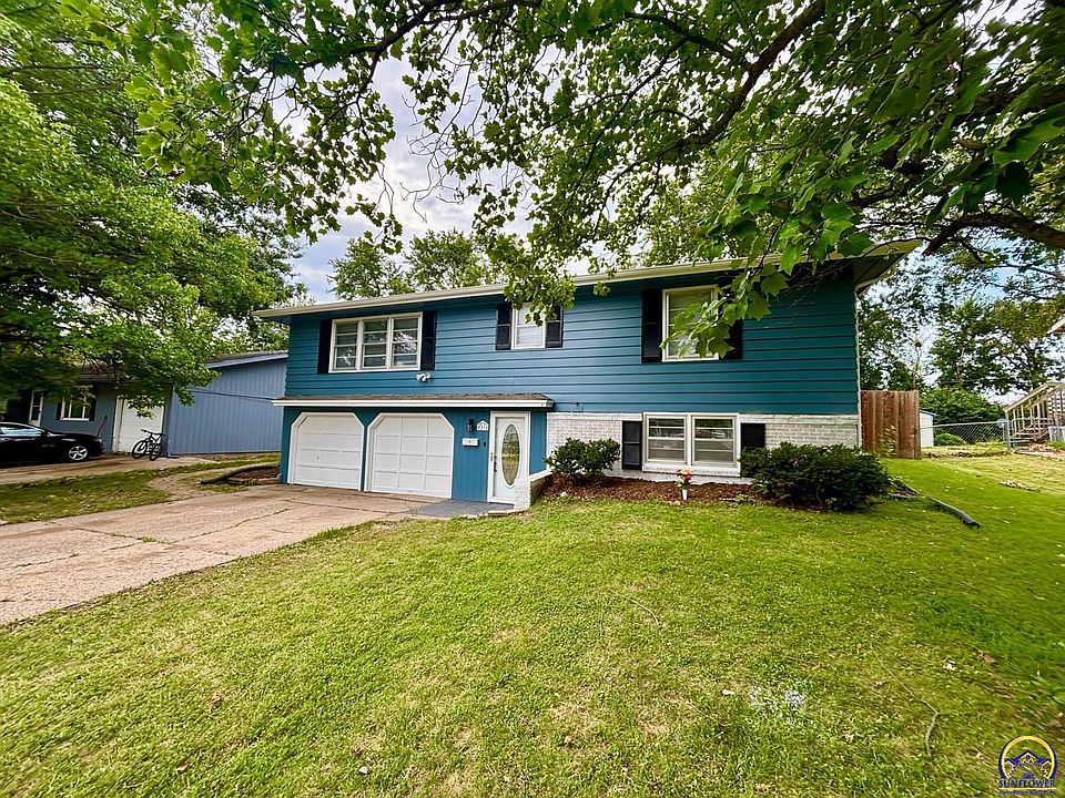 1st image of 4313 SW Twilight Dr
