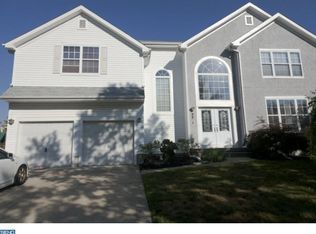 28 Albany Rd, Marlton, NJ 08053