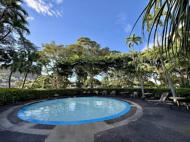1511 Nuuanu Ave #735 — Photo 12