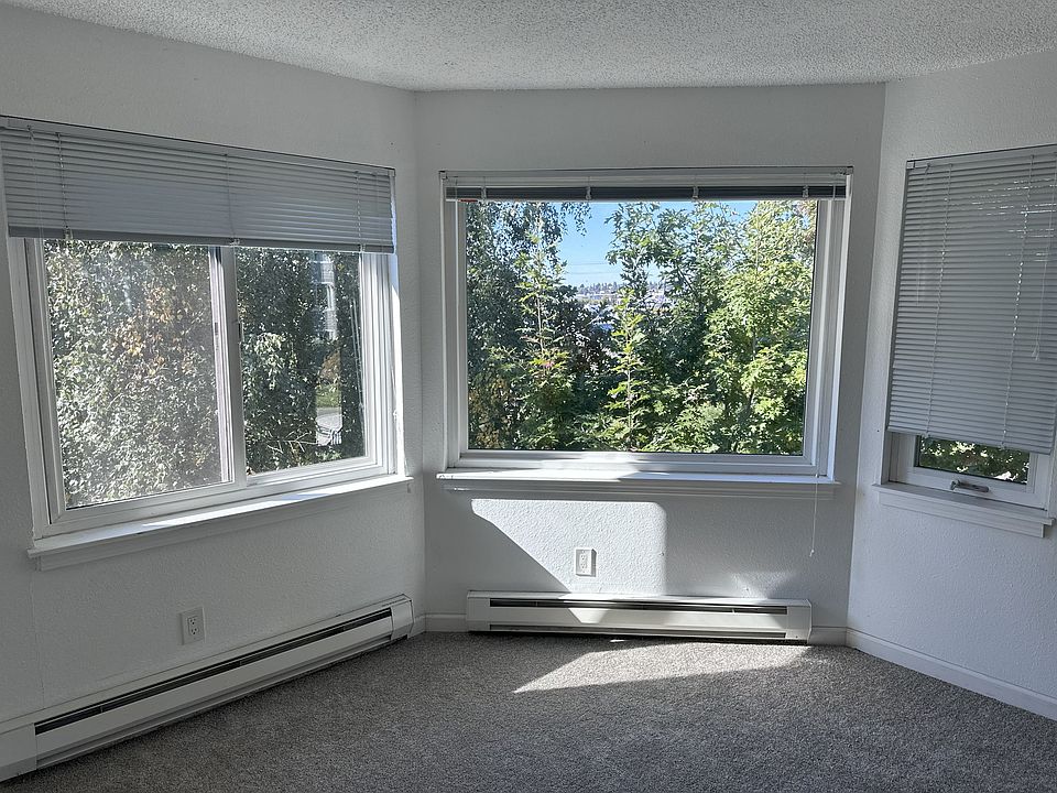 1st image of 3635 14th Ave W