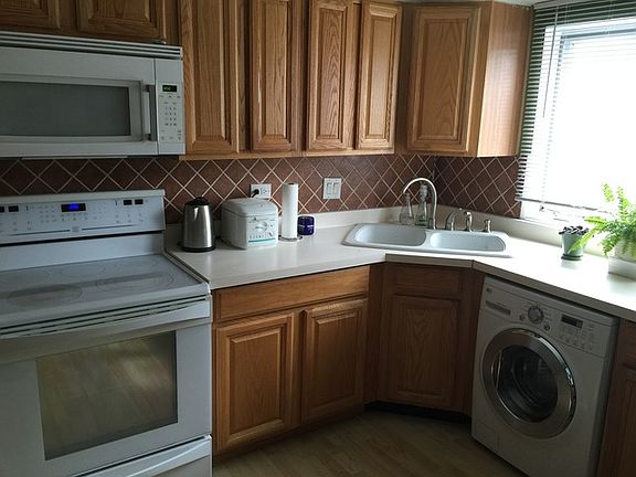 4th image of 9335 Landings Ln Unit 304