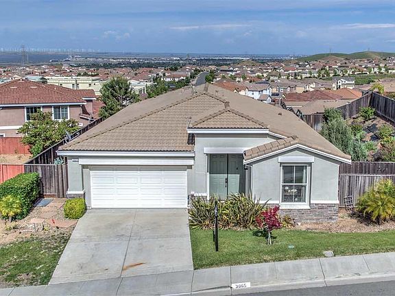 2nd image of 3065 Barranca Dr