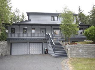 19509 Laura Lee Cir, Eagle River, AK 99577