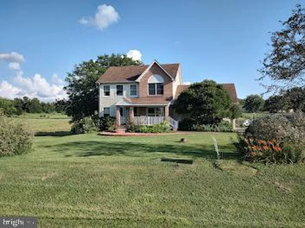 156 N Fieldcrest Dr, North East, MD 21901