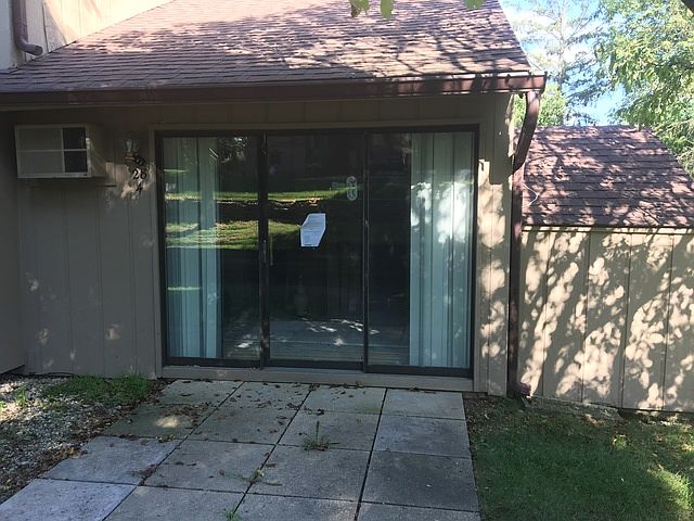 1st image of 28 Jamaica Colony APT 4