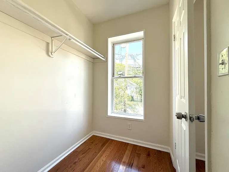 435 S 17th St #1 — Photo 14