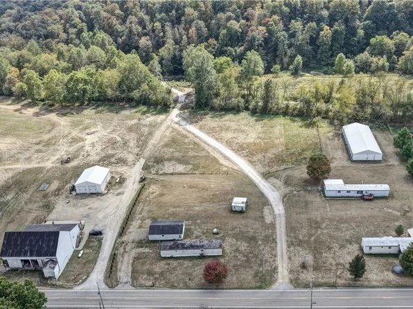 835A Depot St, Glenmont, OH 44628