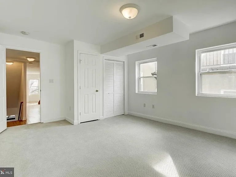 832 N Eutaw St — Photo 2