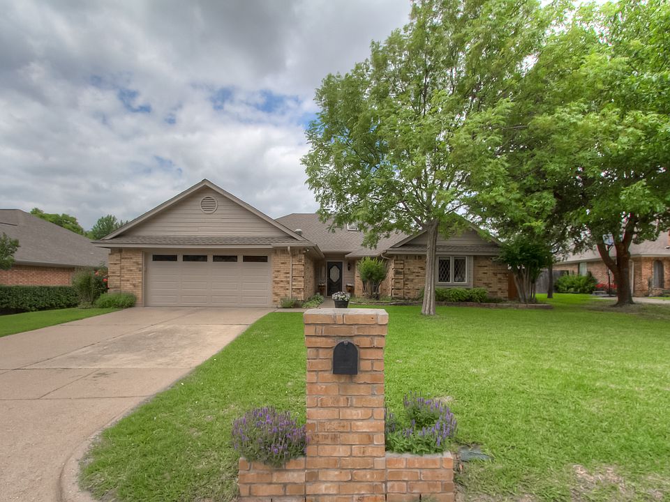 1st image of 1309 Highland Dr
