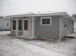 2537 Bainbridge St, La Crosse, WI 54603