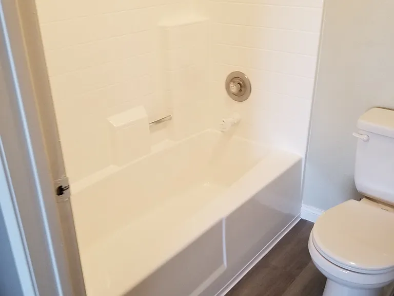 4131 Front St #202 — Photo 9