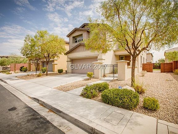 3rd image of 5588 Spiceberry Dr