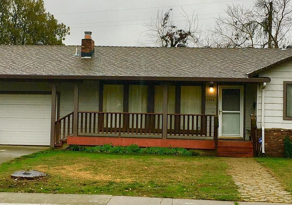 1st image of 2446 W Monterey Ave