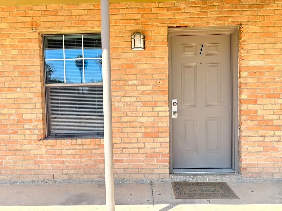 2918 Thurman St #1