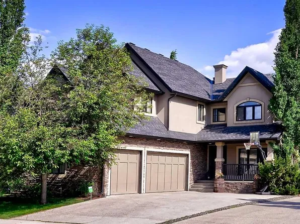 30 S Aspen Meadows Park SW, Calgary, AB T3H 5Z7