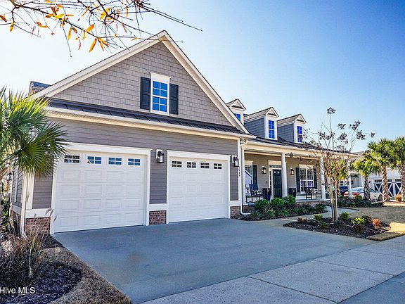 2nd image of 2619 W Timber Crest Drive NE