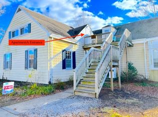 110 Grove St APT A, Farmville, VA 23901