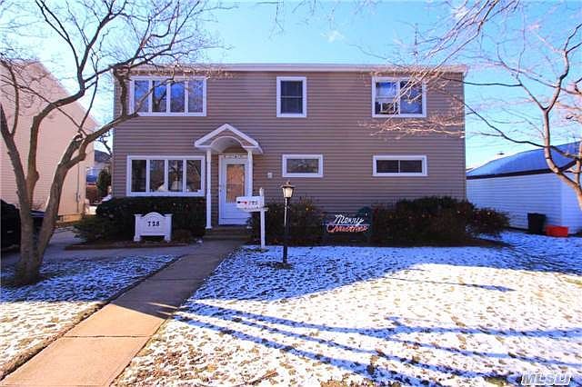 1st image of 728 Dogwood Ave
