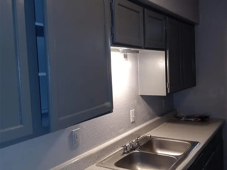 9700 Leawood Blvd #306 — Photo 17