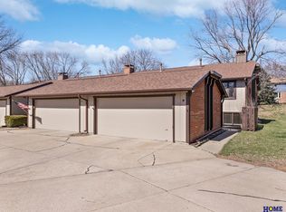 7300 South St UNIT 9, Lincoln, NE 68506