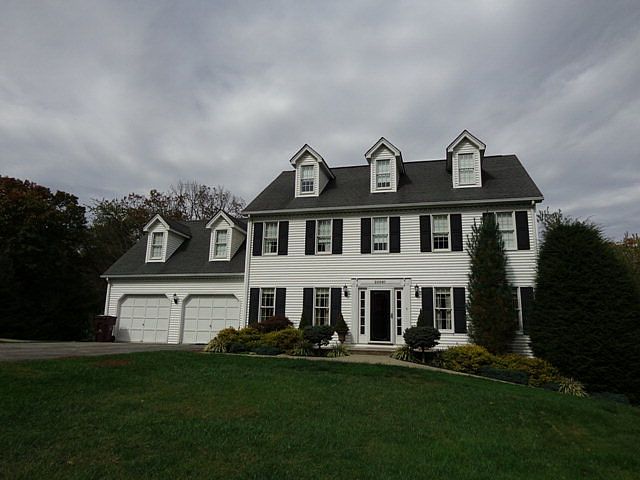 1st image of 20091 Tall Oaks Dr