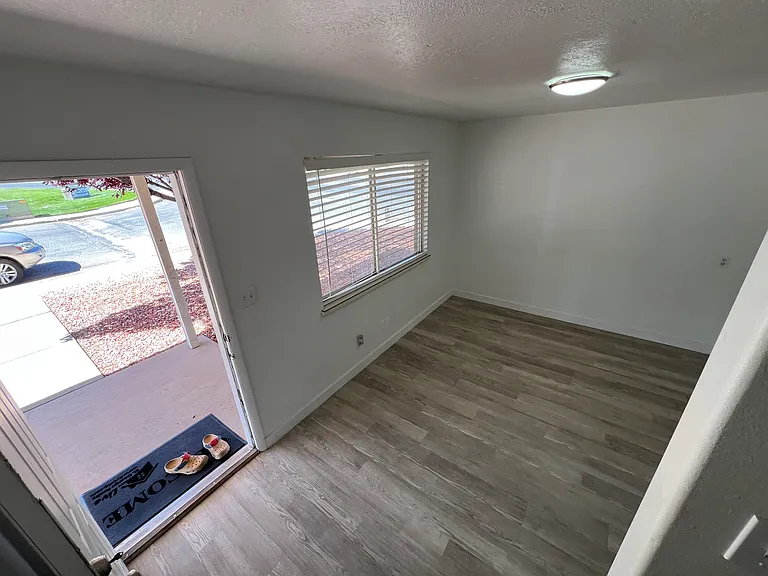 1790 W Harding Ave #1 — Photo 6