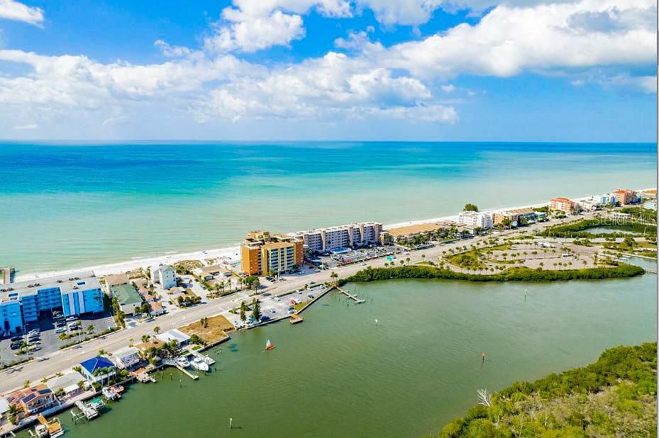 1st image of 18650 Gulf Blvd APT 305