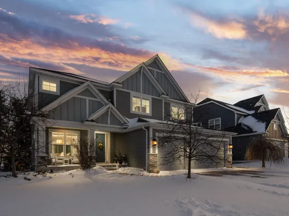 1088 Pine Hill Ln, Saint Paul, MN 55127