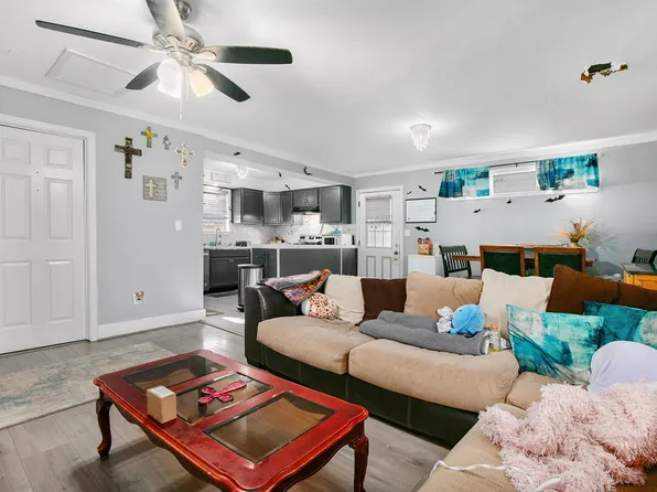 706 Jefferson St, Hillsboro, TX 76645